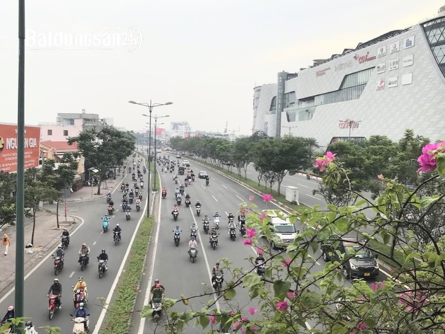 nhà 2mặt tiền Phạm Văn Đồng,Hiệp Bình Chánh,HĐT 40tr/th, 135m2(5.2mx25),4tầng,19.5tỷ 
