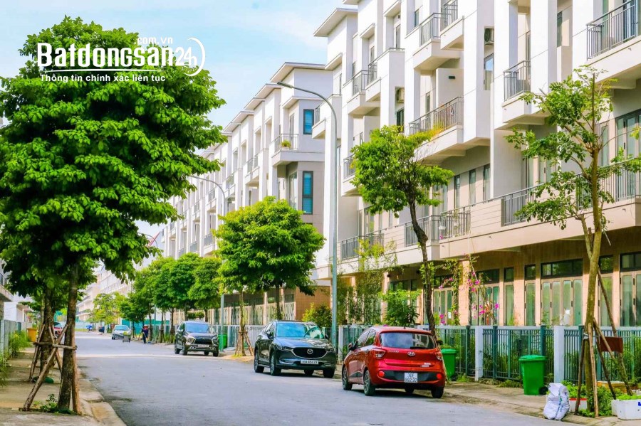 Bán gấp Shophouse 4 tầng view 7 tòa chung cư Centa Diamond VSIP giá tốt nhất