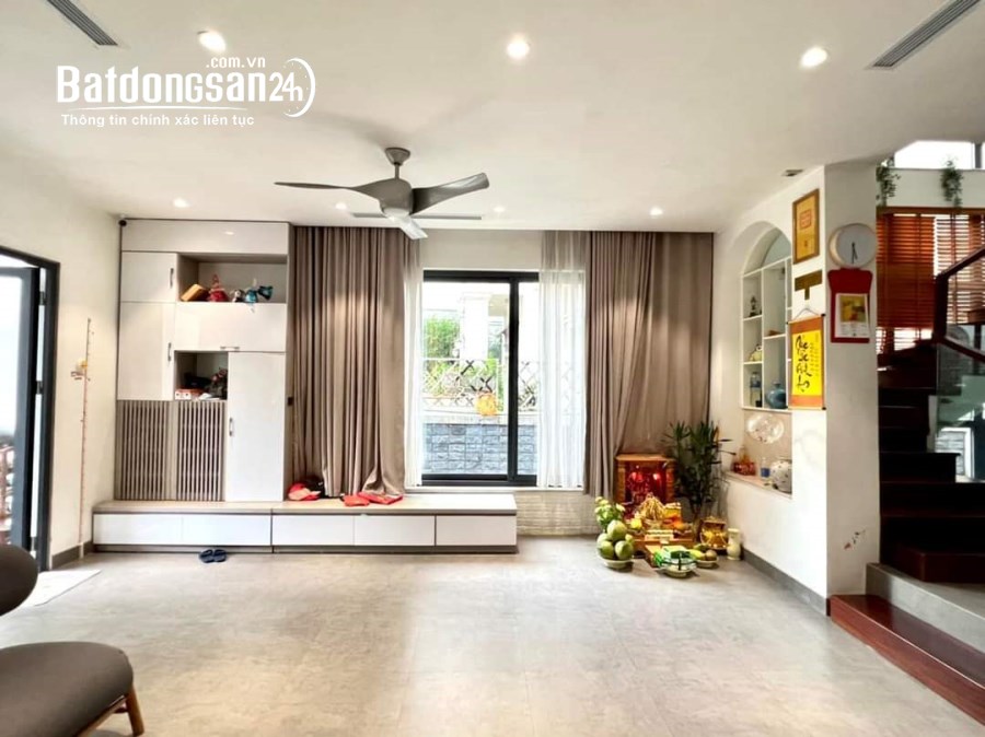 Bán Biệt thự Hoàng Hoa Thám DT 132m2, Mặt tiền 7m, Nội thất đẹp, sẵn ở, giá 24.4 tỷ