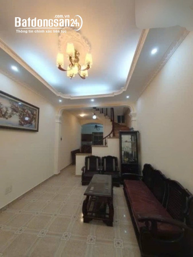 Cho Thuê nhà ngõ Yên Lãng, Láng Hạ Đống Đa  61m x 3T - 4 phòng giá 15 triệu
