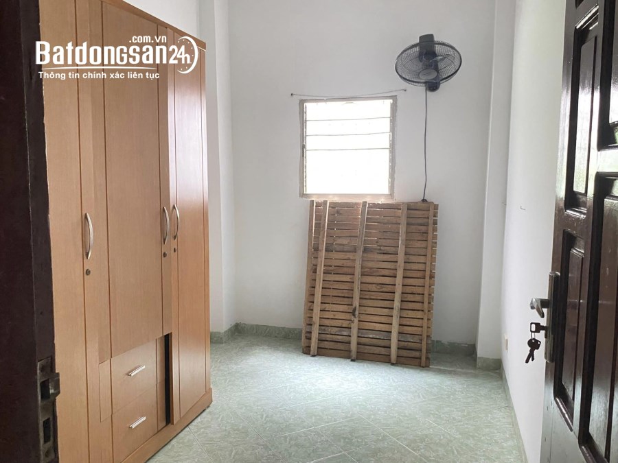 Cho thuê nhà  Nguyễn Lương Bằng Đống Đa 30m x 4T - 4 ngủ giá 15tr, cách phố 15m