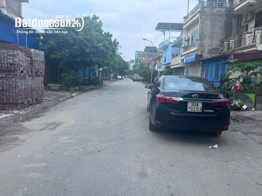 Bán đất Đường Chính Trung, Thị trấn Trâu Quỳ, Huyện Gia Lâm