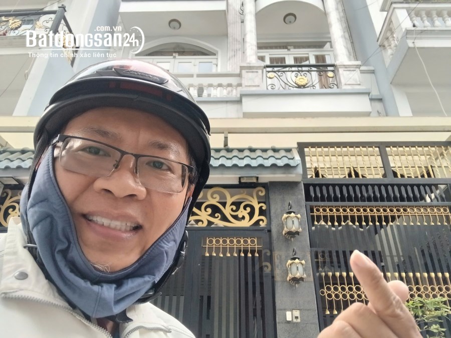 P15 Tân Bình Hẻm Xe Hơi ngay Chợ Phạm Văn Bạch  Nhà Đẹp 4 Tầng 6,2 tỷ