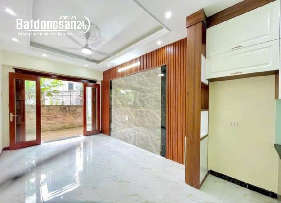 BÁN NHÀ 3 TẦNG 31m2 GIÁ 2.3 TỶ, Ô TÔ ĐỖ GẦN, 10P RA TỚI KĐT ĐÔ NGHĨA - HÀ ĐÔNG