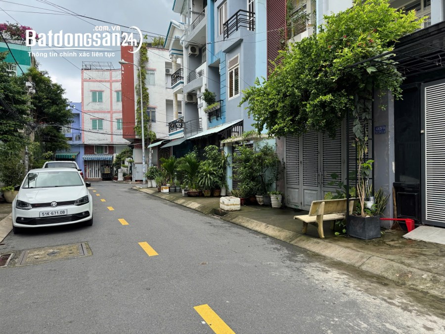 Bán nhà 416/39/8 Dương Quảng Hàm P5, DT 4x16m, 1 trệt lửng 2 lầu. Giá chỉ 8,2 tỷ