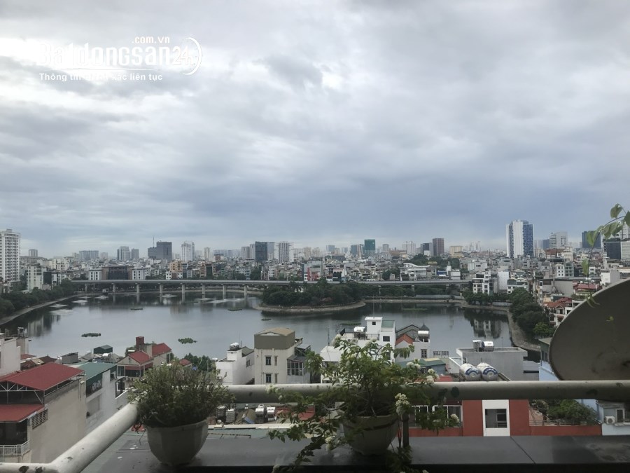Bán căn hộ chung cư Thành Công Tower 57 Láng Hạ căn góc 142m2 3PN ban công ĐN view hồ