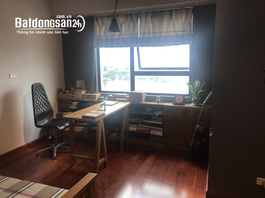 Bán căn hộ chung cư Thành Công Tower 57 Láng Hạ căn góc 142m2 3PN ban công ĐN view hồ