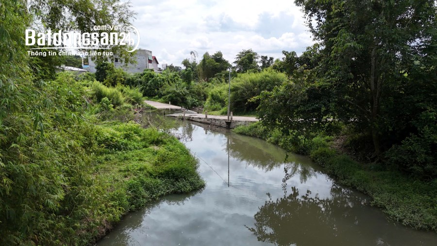 Bán đất 1,5 hecta giáp Suối cạnh Đường Tỉnh Lộ 8B, Xã Khánh Nam, Huyện Khánh Vĩnh