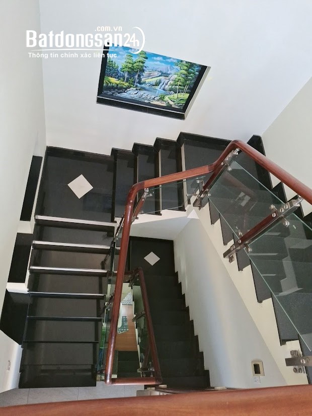 bán nhà to đẹp mặt tiền đường số,Tô Ngọc Vân,Tam Phú 110m2(5.5x18)3tầng,7.7tỷ.