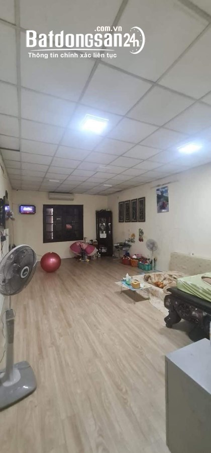 bán nhà  mặt phố Hàng Chiếu, 120m, mặt tiền rộng, vỉa hè, kinh doanh