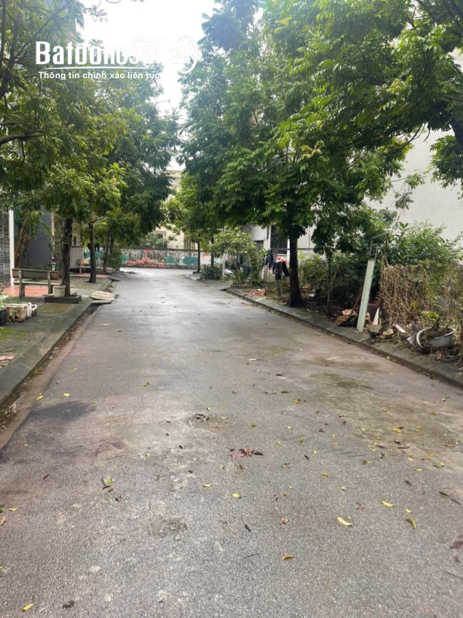 Đất dịch vụ Biên Giang Hà Đông 50m hai mặt tiền sát QL6 giá 3,75 tỷ