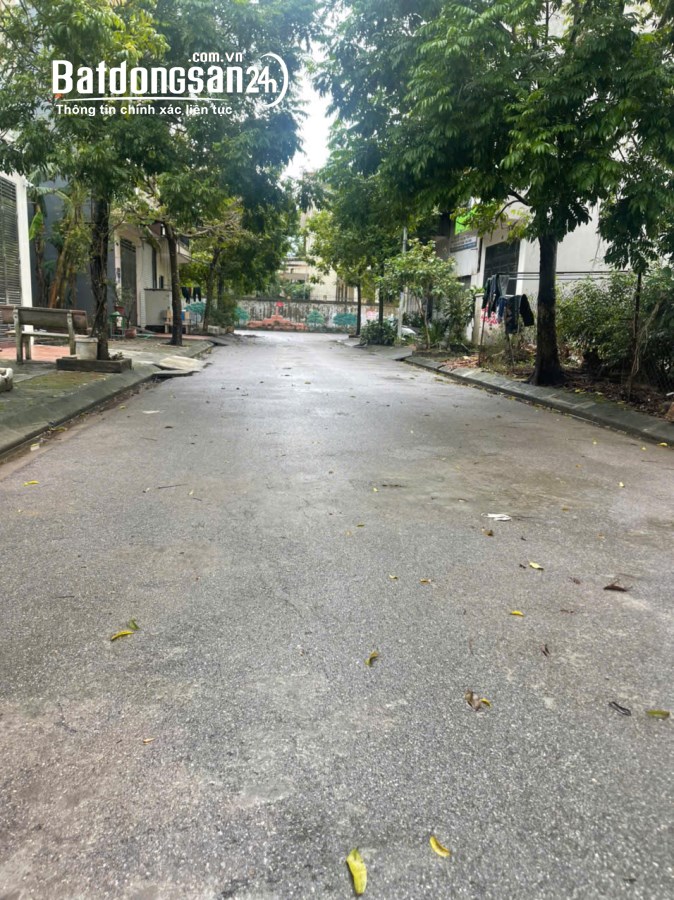 Đất dịch vụ Biên Giang Hà Đông 50m hai mặt tiền sát QL6 giá 3,75 tỷ
