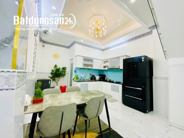 BÁN NHÀ ĐẸP FULL NỘI THẤT 3 TẦNG - 4PN - ĐƯỜNG NHỰA 8M ĐÀO TÔNG NGUYÊN, NHÀ BÈ