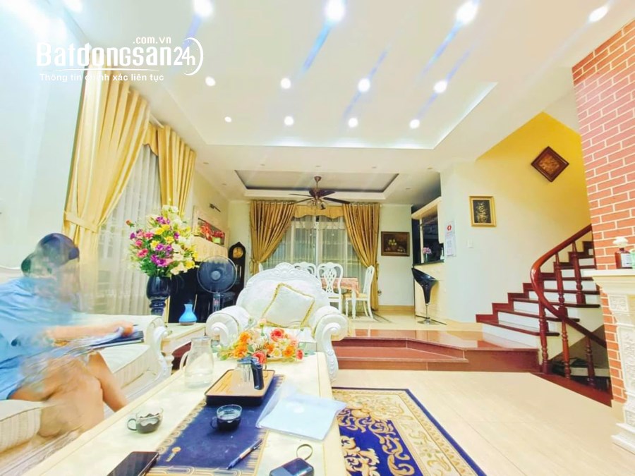 Bán biệt thự tại trung tâm Quận Hà Đông - 3 mặt thoáng - Giá tốt chưa từng có