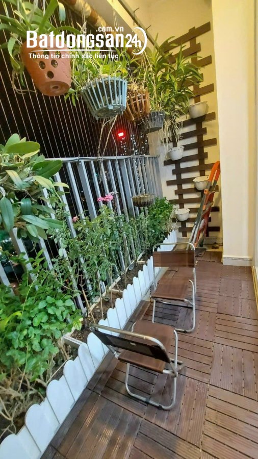 Cho thuê căn hộ chung cư Ngoại Giao Đoàn quận Bắc Từ Liêm - 3 phòng ngủ - Nhà rộng.