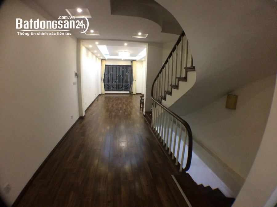 Cho thuê nhà ngõ ô tô  Đồng Me - Mỹ Đình - Nam Từ Liêm 50m x 5T giá 25tr, KD đa dạng