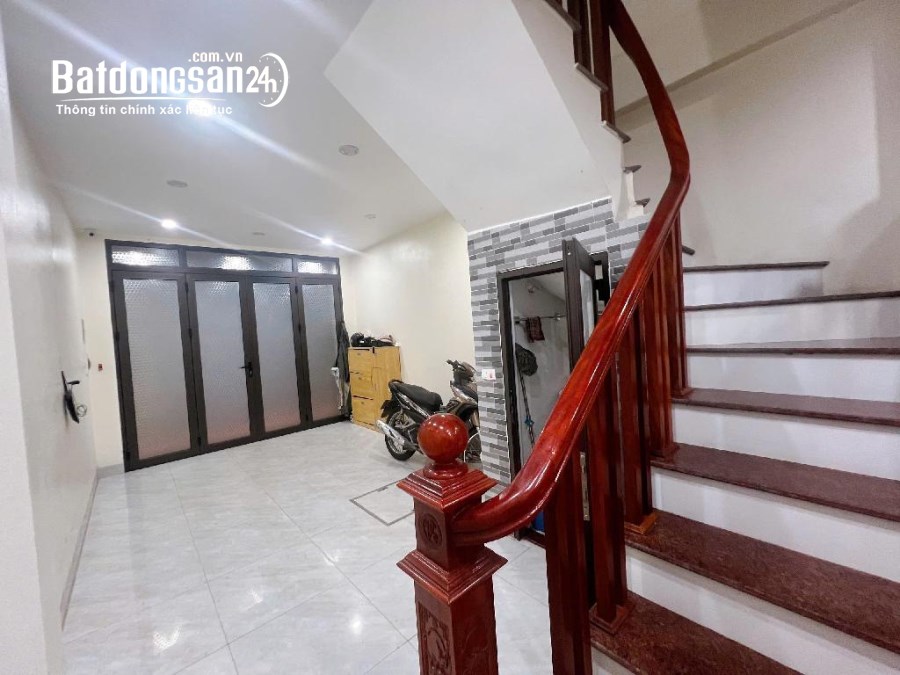 MẶT NGÕ Ô TÔ TRÁNH- NÉT CĂNG - 6 PHÒNG NGỦ - ĐẸP MỚI Khương Đình, Thanh Xuân