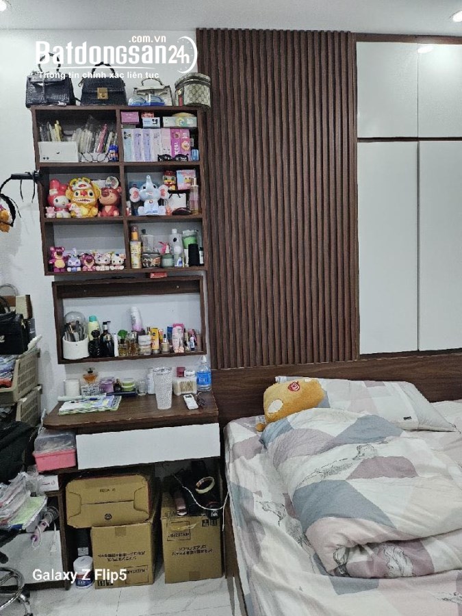 Bán gấp căn hộ chung cư mini Đường Đông Tác, Quận Đống Đa 59m2 giá 2,45 tỷ
