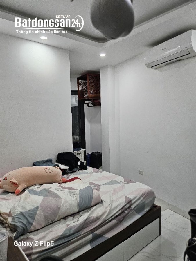 Bán gấp căn hộ chung cư mini Đường Đông Tác, Quận Đống Đa 59m2 giá 2,45 tỷ