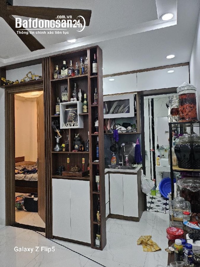 Bán gấp căn hộ chung cư mini Đường Đông Tác, Quận Đống Đa 59m2 giá 2,45 tỷ