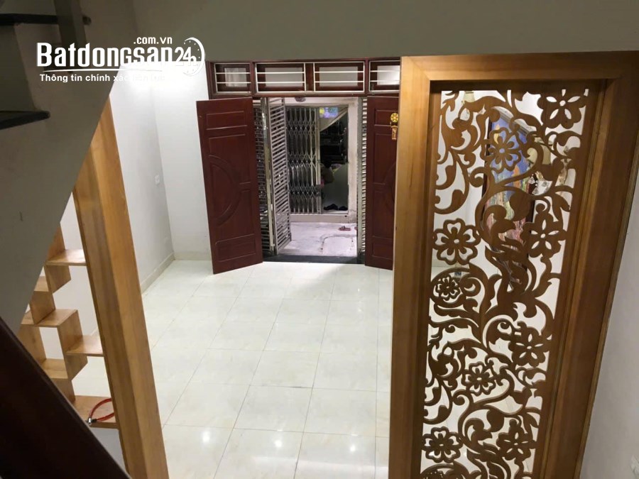 Cho thuê nhà ngõ ba gác Cầu Giấy phường Quan Hoa  - 50m - 5 tầng - 17 triệu