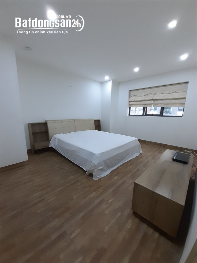 Cho thuê căn hộ chung cư Ngoại Giao Đoàn – 3 ngủ giá chỉ 15,8 triệu/tháng.