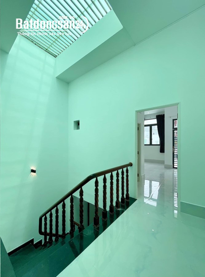 Nhà 5 tầng  Văn Cao 6.5 x 18, Q.Tân Phú, Hẻm 7m  giá 10.8 tỷ TL