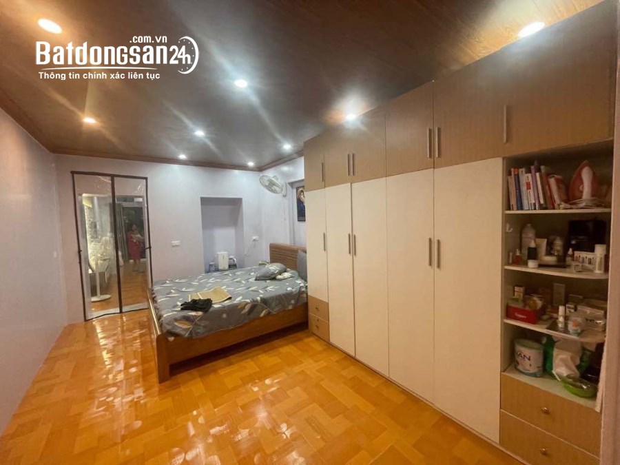 Bán nhà TT Hồ tùng Mậu, full nội thất đẹp, oto đỗ cửa, diện tích 66m2 giá 2.98 Tỷ, CT