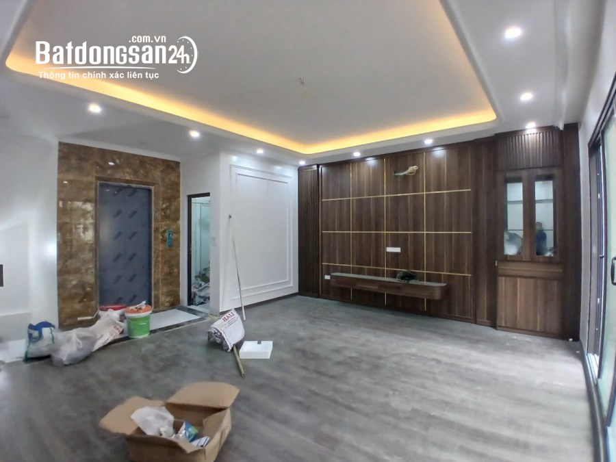 Bán nhà Đường Xuân La, Phường Xuân La, Quận Tây Hồ dt 55m2 mt 6 m x 6 thang máy 11ty