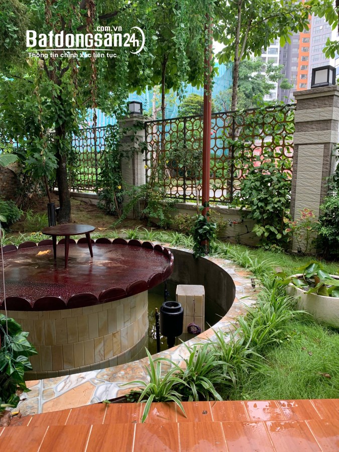 Bán biệt thự lô góc Starlake Tây Hồ Tây căn góc 270m 3 mặt tiền hoàn thiện đẹp đối di