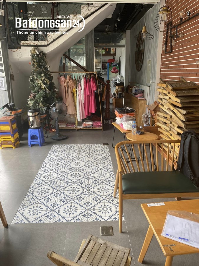 Cho thuê nhà ngõ ô tô, lô góc, thang máy, KD  Chùa Bộc - Đống Đa 80m x 6T giá 50TR