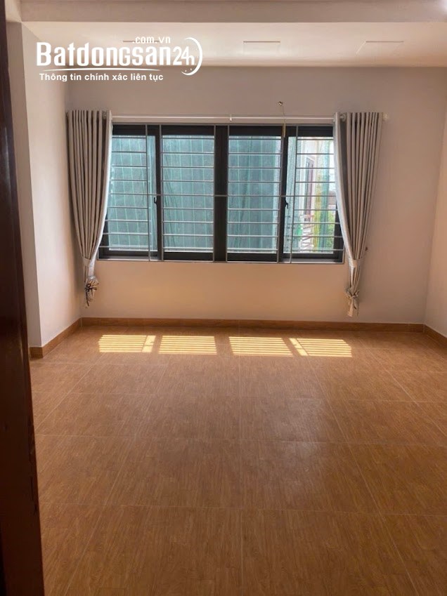 BÁN NHÀ GIÁP NHỊ - TRUNG TÂM QUẬN HOÀNG MAI , DT31m2, MT5M, 5 TẦNG , BÁN 5,7 tỷ