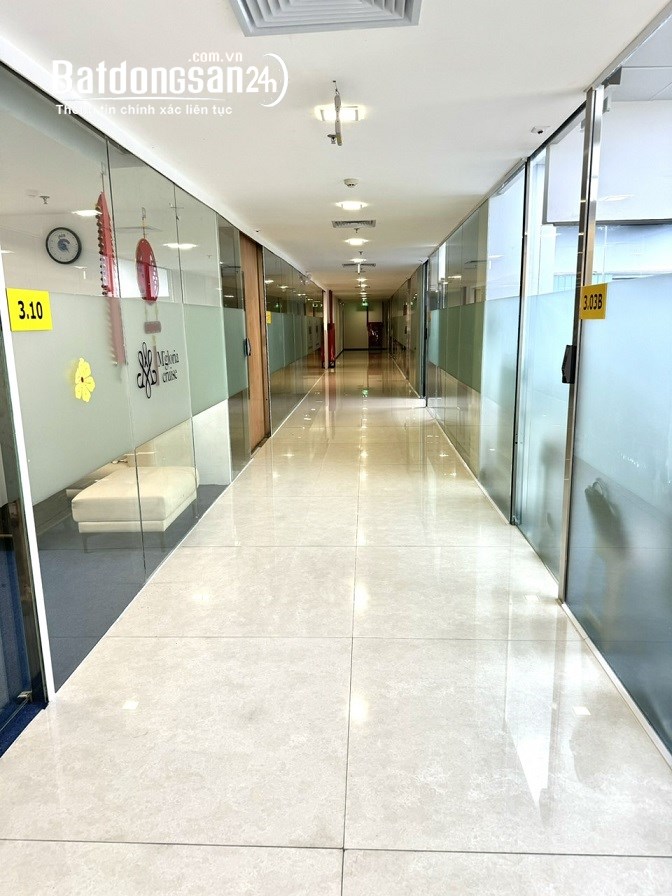 Cho thuê văn phòng Quận Hoàn Kiếm, diện tích từ 30m2 đến 350m2, giá thuê 280 nghìn/m2