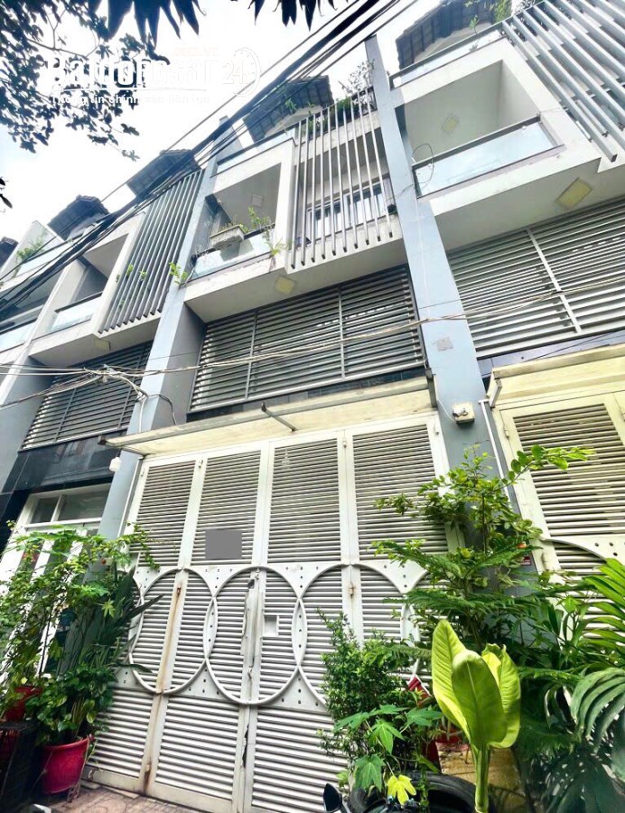 Ngay Tiểu Học Bình Trị 1, nhà 4 TẦNG, 55M2, đường 6M, hẻm 618 Hương Lộ 2, Bình Tân