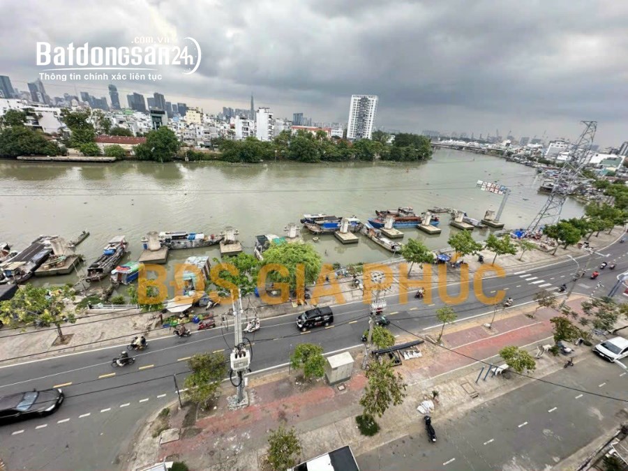 Nhà 3 mặt tiền đường Trần Xuân Soạn Q.7