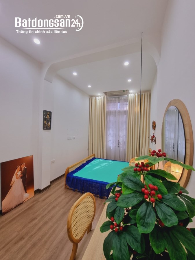 Nhà Nghĩa Đô, Cầu Giấy. 44mx5, MT 4m, giá 12.8 tỷ  PHÂN LÔ VÍP NHẤT CẦU GIẤY - Ô TÔ 