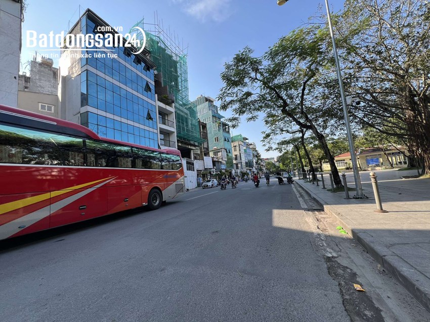 Bán nhà mặt phố Đường Ngọc Hà, Phường Ngọc Hà, Quận Ba Đình
