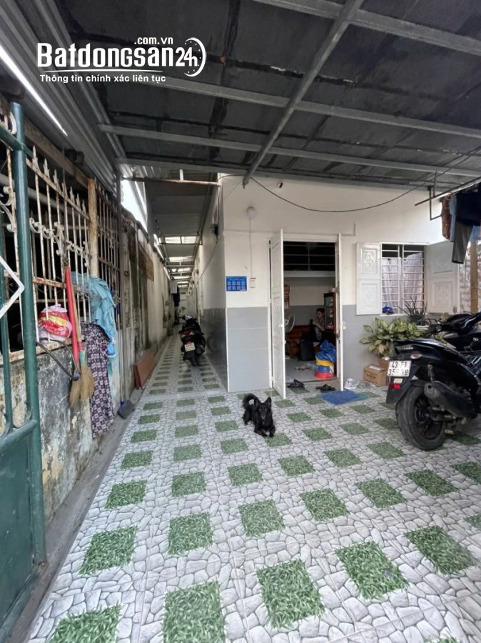 Dãy trọ kiệt oto Nguyễn Chánh,7 phòng,thu nhập 15tr, chỉ 3.2 tỷ