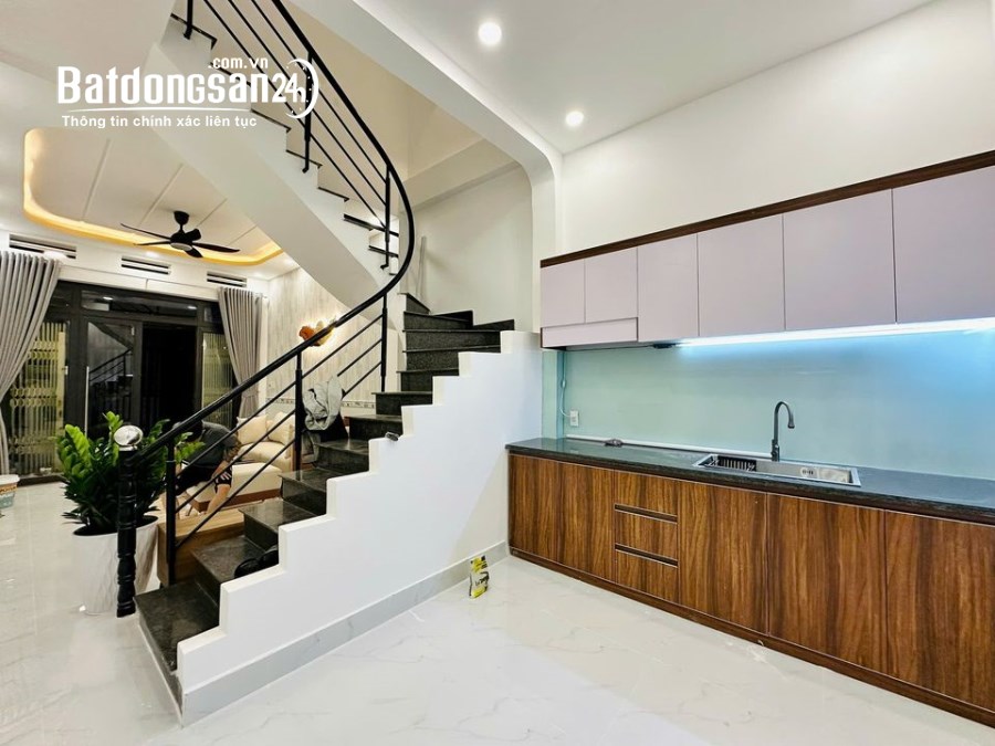 NHÀ MỚI ĐẸP GẦN VÒNG XOAY LIÊN PHƯỜNG,PHÚ HỮU, Q9, 70M2, 3 TẦNG BTCT CHẮC CHẮN ,HXH 