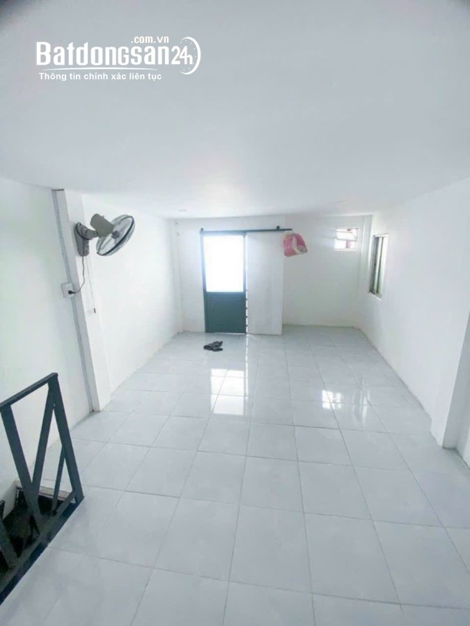  BÁN NHANH NHÀ 702 HỒNG BÀNG Q11.40M.2 TẦNG MỚI ĐẸP 1.799 TỶ
