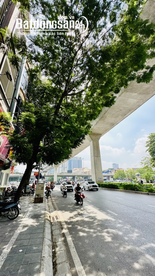 BÁN NHÀ MẶT PHỐ – KINH DOANH SIÊU VIP – P. QUAN HOA – Q. CẦU GIẤY – T.P HÀ NỘI.
