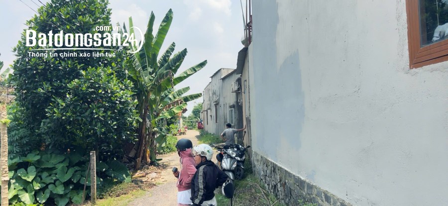 Lô đất SHR sông trầu trảng bom, giá 650 tr đất sạch full, đường betong, Dt; 5x33m, 