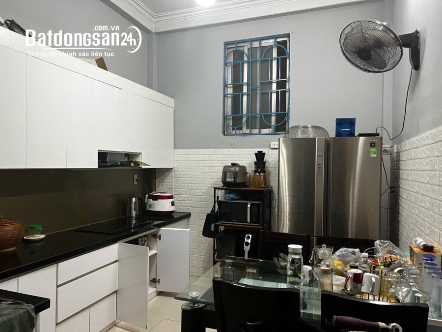 Cho thuê nhà 4 tầng Đường Ngọc Hồi, Thị trấn Văn Điển, Huyện Thanh Trì