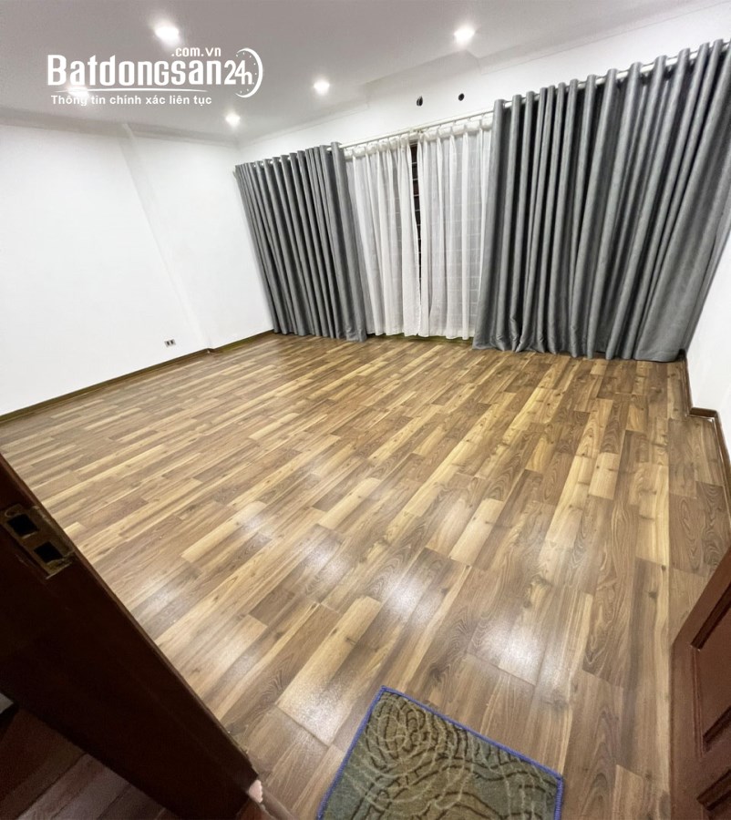 Cho thuê nhà đẹp, ngõ thông, vỉa hè, ô tô, KD Minh Khai Hai Bà Trưng 32m x 5T giá 15t
