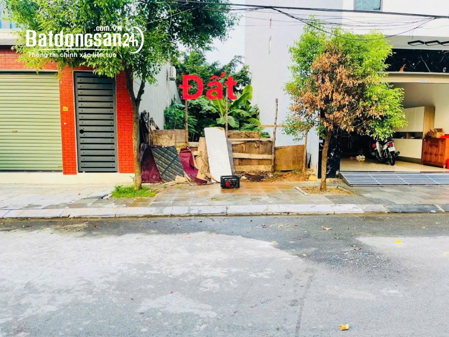Bán đất băng 2 đường Nguyễn Tất Thành, Khai Quang, dt 95m2, giá 3.3x tỷ