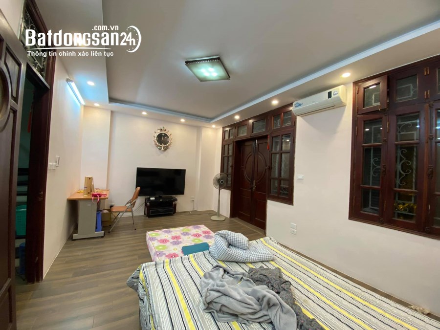 Bán nhà Phố Cửa Bắc, Phường Nguyễn Trung Trực, Quận Ba Đình