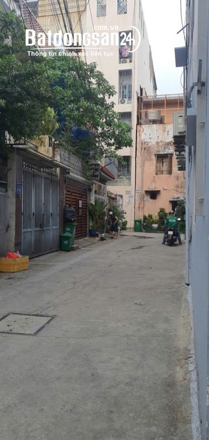 Nhà 4 Tầng, HXH, Bên Hông Là Hẻm Nhỏ 1M Hơn Ở Khu D, Bình Thạnh.