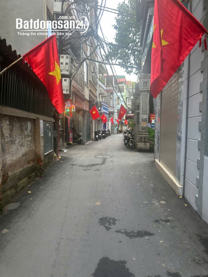 Bán nhà Đường Nguyễn Văn Huyên, Phường Quan Hoa, Quận Cầu Giấy