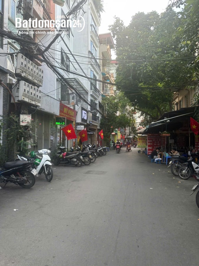 Bán nhà Đường Nguyễn Văn Huyên, Phường Quan Hoa, Quận Cầu Giấy