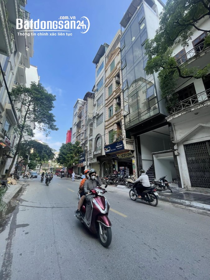 Bán 70m - 8 Tầng - 4m.Mặt tiên. ( Măt Phố Đỗ Quang ) Cầu Giấy 